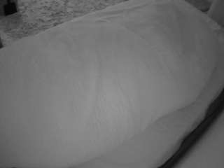 voyeurcam-julmodels-whitebed-4 — Camsoda recorded stream image, 22.02.2026 00:00