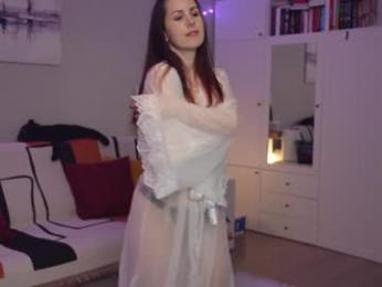 _blackbee_ — Chaturbate recorded stream image, 06.03.2025 10:10