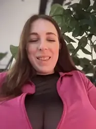 MommmyYummy — Stripchat recorded stream image, 22.02.2026 13:50