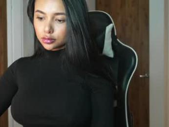 camilagomezz — Chaturbate recorded stream screenshot (24 Feb 2026)