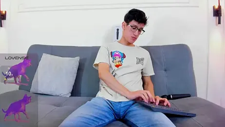 Cum_hunters — Stripchat recorded stream image, 25.02.2026 03:40