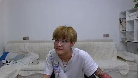 KK-cuteboy — Stripchat recorded stream screenshot (25 Feb 2026)