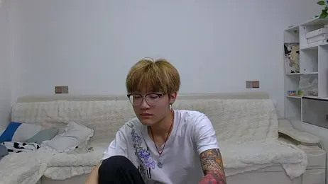 KK-cuteboy — Stripchat recorded stream screenshot (25 Feb 2026)