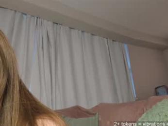 laurenxcros — Chaturbate recorded stream screenshot (25 Feb 2026)