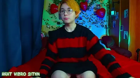 TrickyKitsune — Stripchat recorded stream image, 26.02.2026 15:30