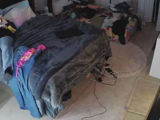 voyeurcam-house-charleys-room — Camsoda recorded stream image, 26.02.2026 18:50