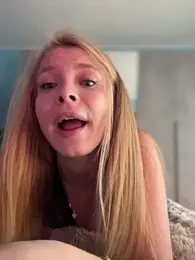 AnastasiaAniess — Stripchat recorded stream screenshot (27 Feb 2026)