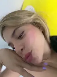 _Alicee_1 — Stripchat recorded stream screenshot (28 Feb 2026)