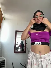sweetmuslim01 — Stripchat recorded stream screenshot (28 Feb 2026)