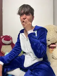 Naim_TheKing — Stripchat recorded stream image, 01.03.2026 03:20