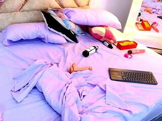 Scarlet Dash — Flirt4free recorded stream screenshot (01 Mar 2026)