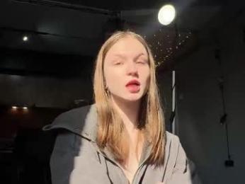 nloraaa — Chaturbate recorded stream image, 01.03.2026 08:20