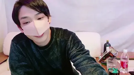 -kou-- — Stripchat recorded stream screenshot (01 Mar 2026)