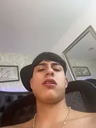 Lander_Cruz — Stripchat recorded stream screenshot (02 Mar 2026)