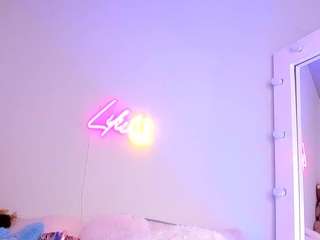 liliimoon — Camsoda recorded stream image, 06.03.2025 21:00