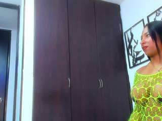 roxanasmiith — Camsoda recorded stream screenshot (04 Mar 2026)