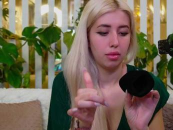 FlowwwerGirl — Bongacams recorded stream screenshot (04 Mar 2026)