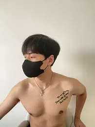 kimze7 — Stripchat recorded stream screenshot (04 Mar 2026)