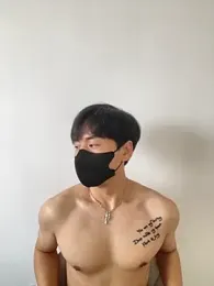 kimze7 — Stripchat recorded stream screenshot (04 Mar 2026)