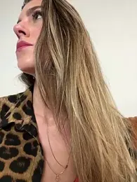 nicole_98 — Stripchat recorded stream screenshot (04 Mar 2026)