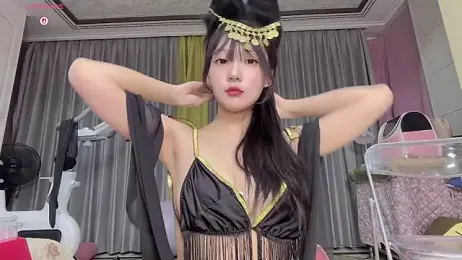 Yaya--728 — Stripchat recorded stream image, 04.03.2026 12:00