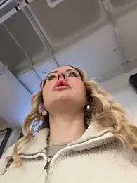 EmaSalis — Stripchat recorded stream screenshot (05 Mar 2026)