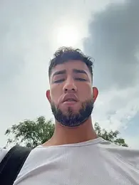 liam_bronw — Stripchat recorded stream image, 05.03.2026 15:50