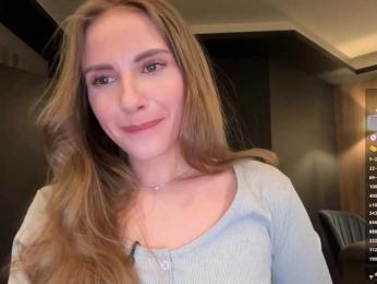 VikkiExtraCheese — Bongacams recorded stream screenshot (05 Mar 2026)