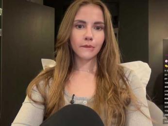 VikkiExtraCheese — Bongacams recorded stream screenshot (05 Mar 2026)