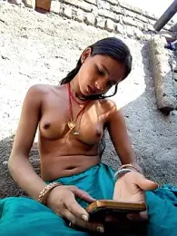 R_Roshni — Stripchat recorded stream image, 06.03.2026 02:20
