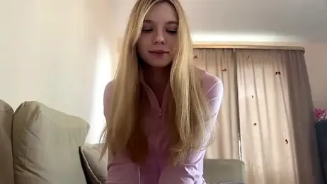 FruityXo — Stripchat recorded stream screenshot (06 Mar 2026)