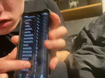 yourwhiteboy1 — Stripchat recorded stream image, 07.03.2026 03:30