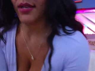 lady-brownn — Camsoda recorded stream image, 09.03.2026 11:10