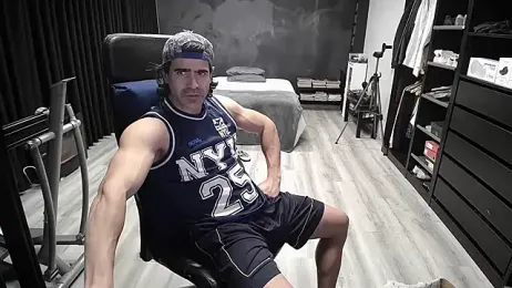 latinoo23bom — Stripchat recorded stream screenshot (09 Mar 2026)