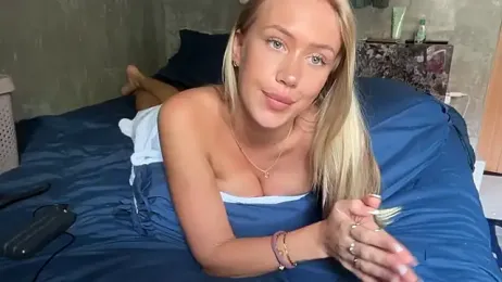 livsslife — Stripchat recorded stream screenshot (10 Mar 2026)