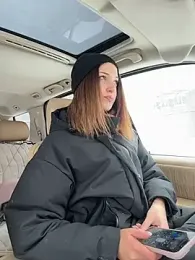 DollyTall — Stripchat recorded stream image, 10.03.2026 06:10