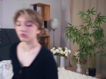 pinkncrazy — Chaturbate recorded stream screenshot (07 Mar 2025)