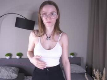 minnietammy — Chaturbate recorded stream image, 12.03.2026 13:00