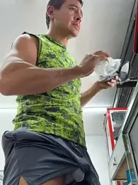 Paul22cm- — Stripchat recorded stream screenshot (12 Mar 2026)