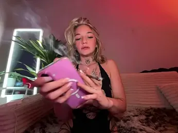 chloetease — Stripchat recorded stream screenshot (13 Mar 2026)