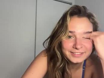 elenahere4u — Chaturbate recorded stream screenshot (13 Mar 2026)