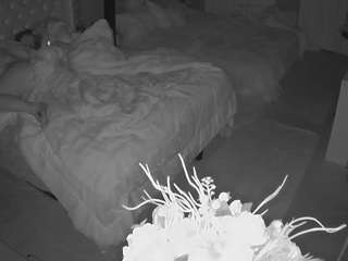 voyeurcam-house-charleys-room — Camsoda recorded stream image, 14.03.2026 00:20