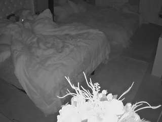 voyeurcam-house-charleys-room — Camsoda recorded stream image, 14.03.2026 00:20