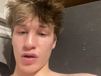 yourwhiteboy1 — Stripchat recorded stream image, 14.03.2026 06:30