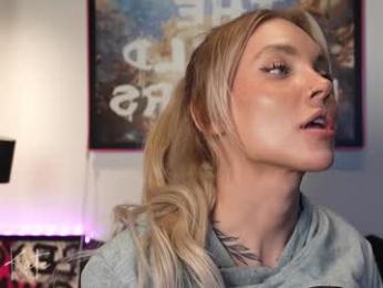 solar_kate — Chaturbate recorded stream image, 14.03.2026 14:40