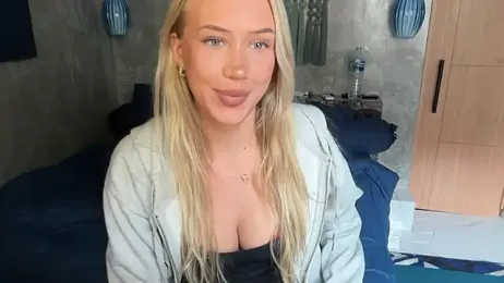 livsslife — Stripchat recorded stream screenshot (16 Mar 2026)