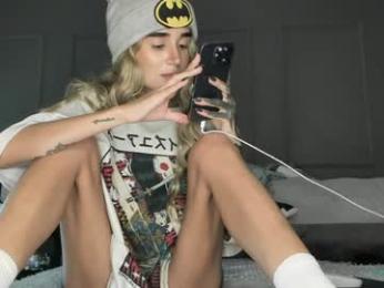 lonelly_lolly98 — Chaturbate recorded stream image, 16.03.2026 16:40