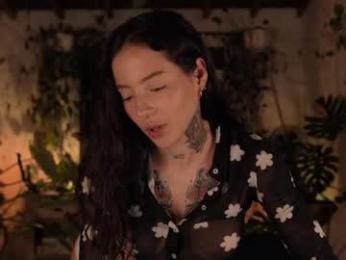 effylowell_ — Chaturbate recorded stream image, 18.03.2026 01:30