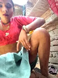 R_Roshni — Stripchat recorded stream image, 18.03.2026 06:20