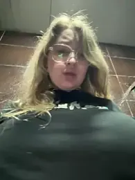 Teya_moon_ — Stripchat recorded stream image, 18.03.2026 11:00